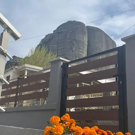 3 Alpha كاستراكيون